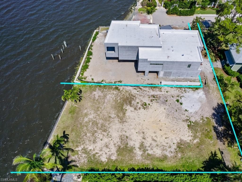 1204 Alhambra DR, FORT MYERS FL 33901-9