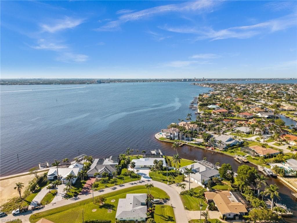 1600 Edith Esplanade-3