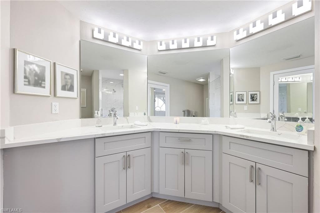 2761 Citrus Lake DR # H102, NAPLES FL 34109-19