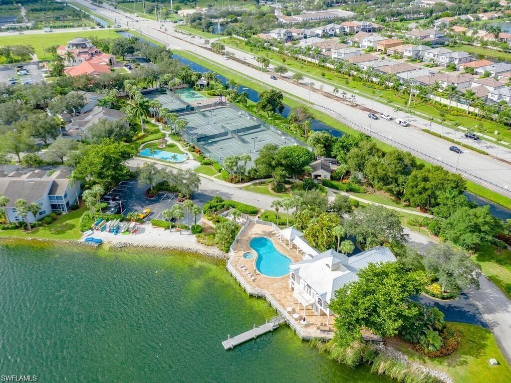 2761 Citrus Lake DR # H102, NAPLES FL 34109-33