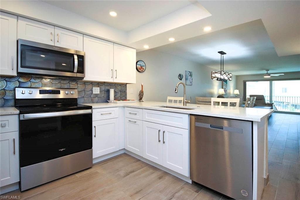 1246 Fulgur ST # 202, SANIBEL FL 33957-8