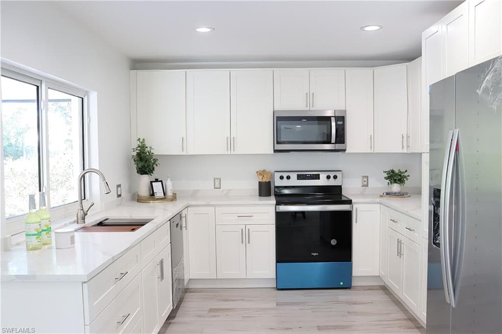 4937 Royal Palm DR, ESTERO FL 33928-11