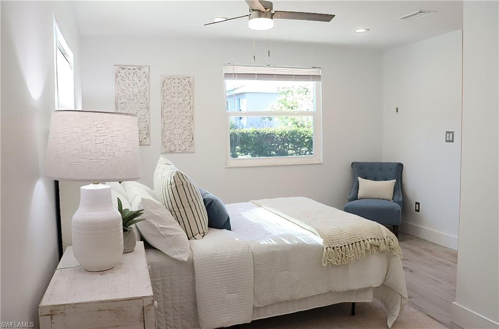 4937 Royal Palm DR, ESTERO FL 33928-19