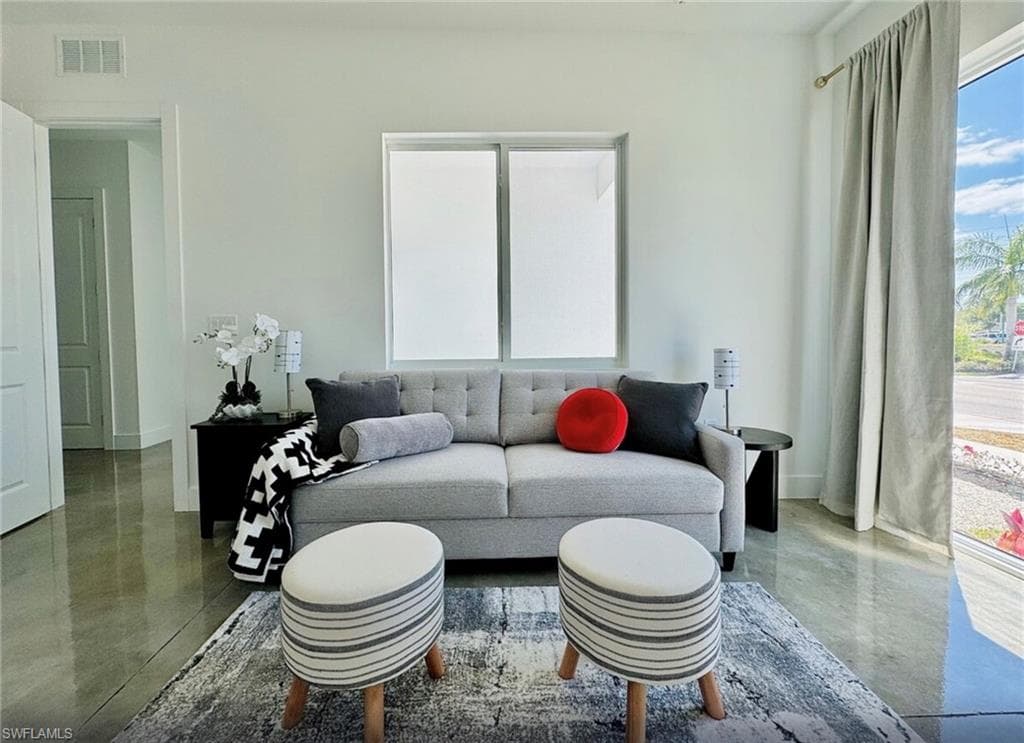 2479 Shadowlawn DR, NAPLES FL 34112-6