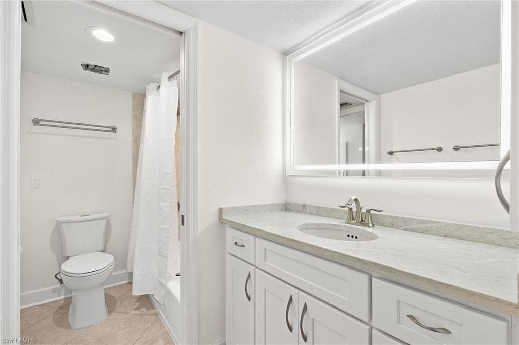 2255 W Gulf DR # 117, SANIBEL FL 33957-17