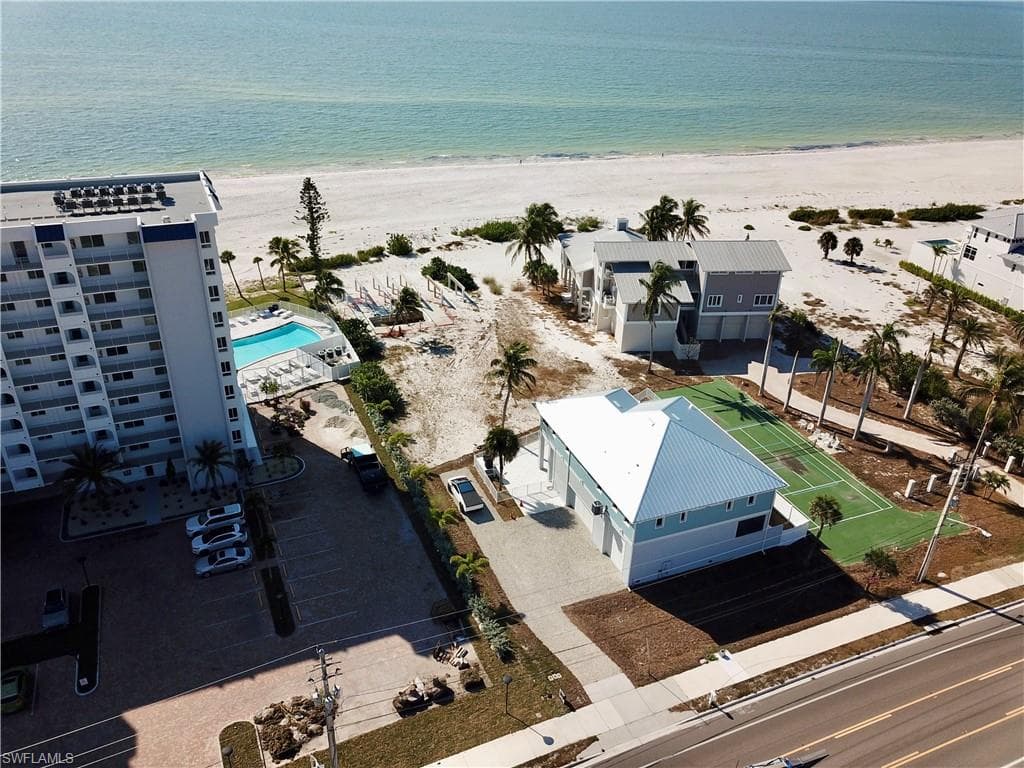 7902 Estero BLVD, FORT MYERS BEACH FL 33931-5