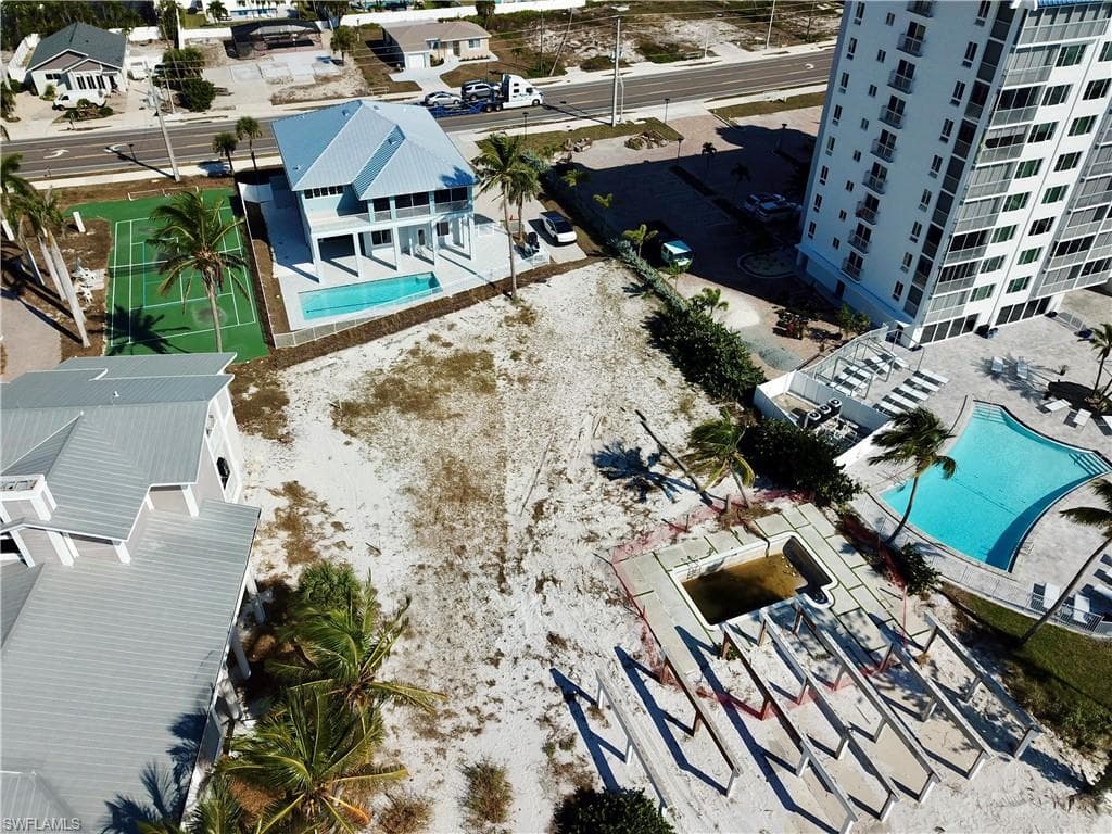 7902 Estero BLVD, FORT MYERS BEACH FL 33931-16