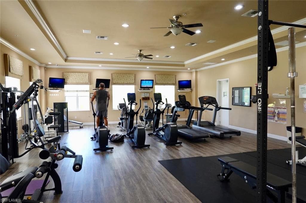 1882 Tarpon Bay DR S # 205, NAPLES FL 34119-24