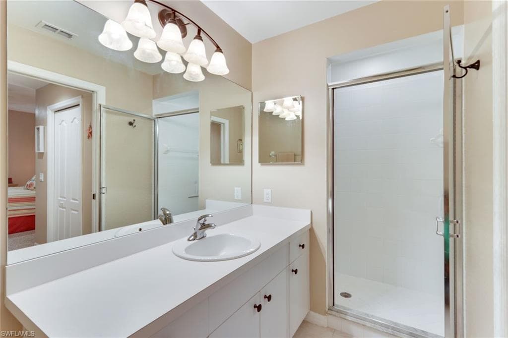 16605 Lake Circle DR # 337, FORT MYERS FL 33908-18
