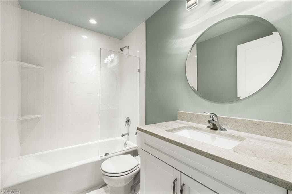 13 Knights Bridge RD # A49, NAPLES FL 34112-19