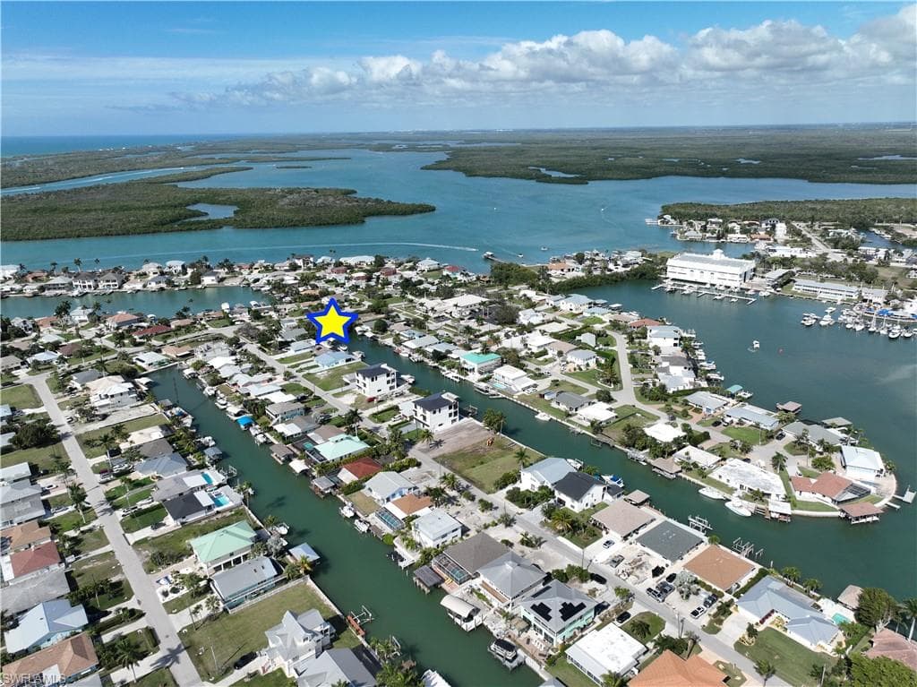 147 Capri BLVD, NAPLES FL 34113-4