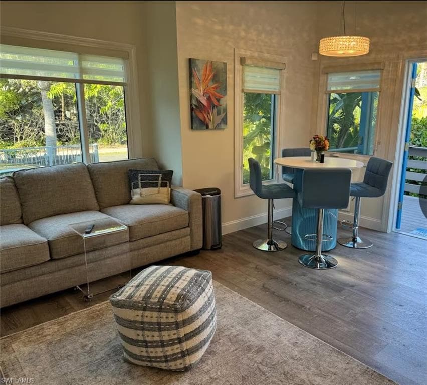 2548 Weeks AVE, NAPLES FL 34112-2