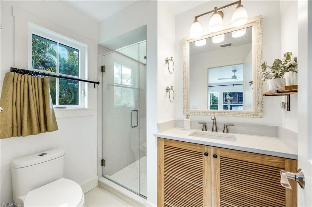 1437 Sandpiper ST, NAPLES FL 34102-15