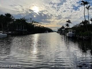 1437 Sandpiper ST, NAPLES FL 34102-31