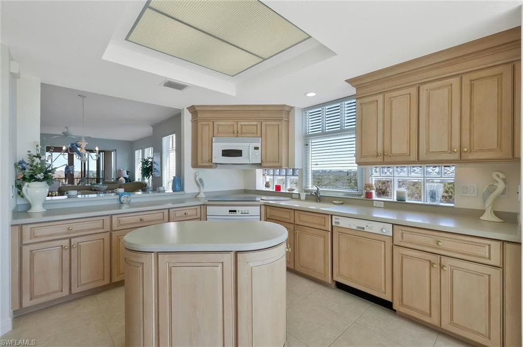 262 Barefoot Beach BLVD # 301, BONITA SPRINGS FL 34134-3