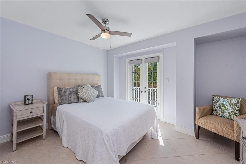 10455 Keewaydin, NAPLES FL 34113-19