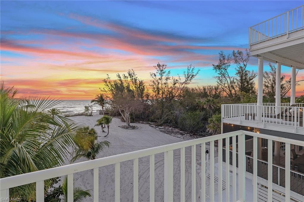 10455 Keewaydin, NAPLES FL 34113-28