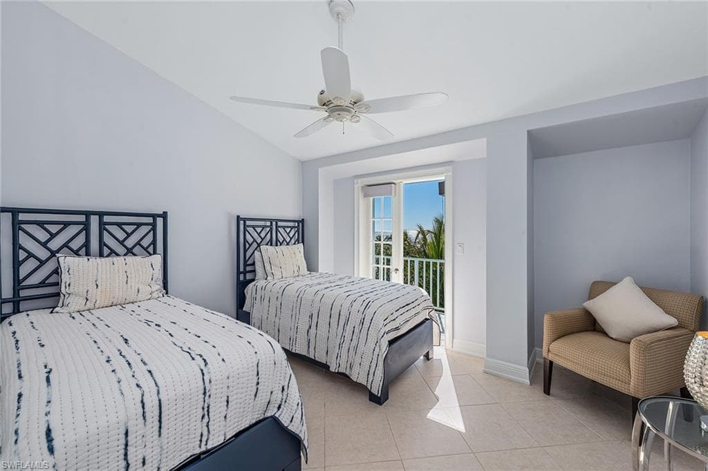 10455 Keewaydin, NAPLES FL 34113-20