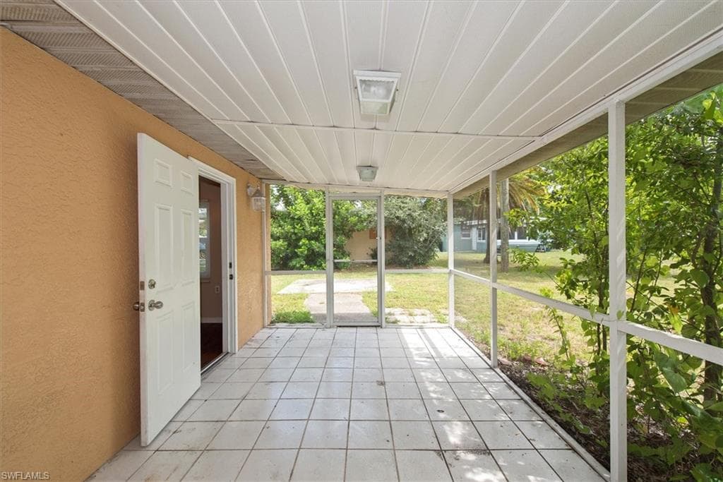 1905 Oakley AVE # B, FORT MYERS FL 33901-25