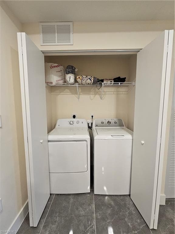 26589 Rosewood point DR # 301, BONITA SPRINGS FL 34135-14