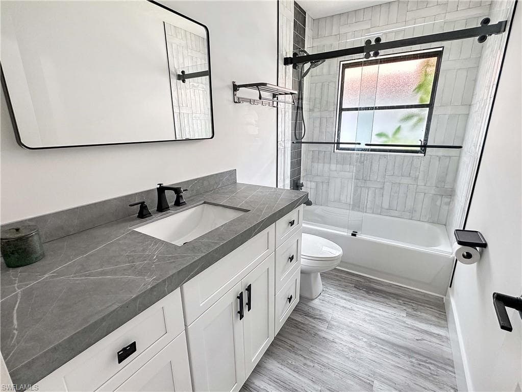 27881 Meadowlark LN, BONITA SPRINGS FL 34134-9