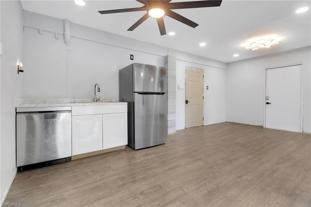 4764 Pembrooke LN, BONITA SPRINGS FL 34134-24