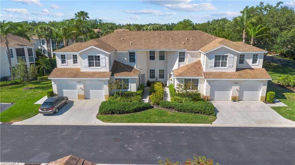 9601 Village View BLVD # 201, BONITA SPRINGS FL 34135-17