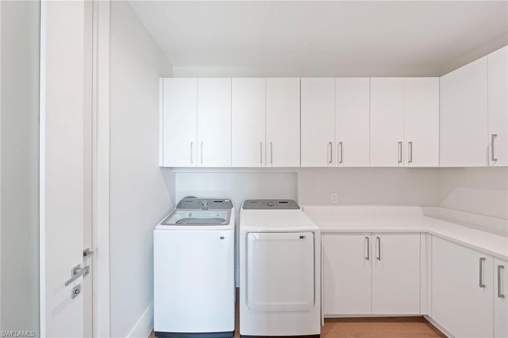 1165 8th ST S # 202, NAPLES FL 34102-15