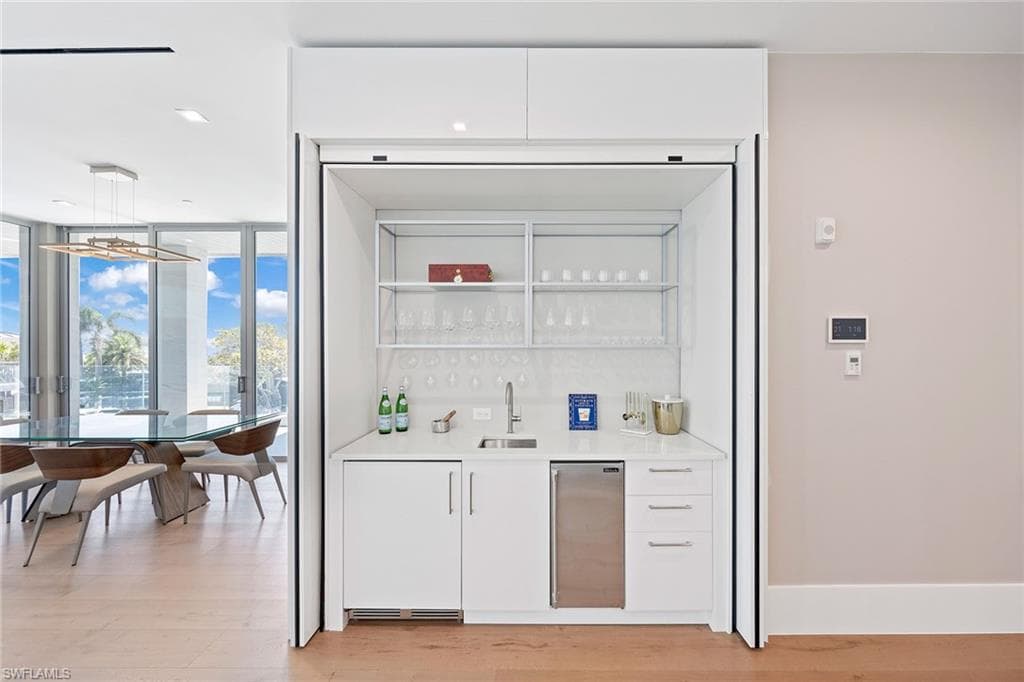 1165 8th ST S # 202, NAPLES FL 34102-4