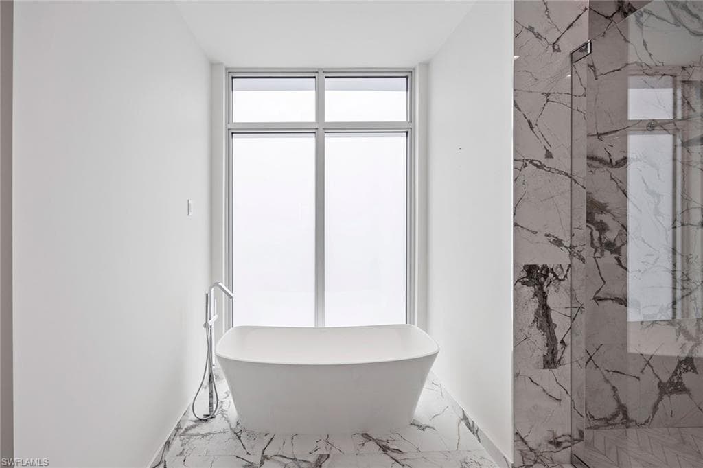 1165 8th ST S # 202, NAPLES FL 34102-8