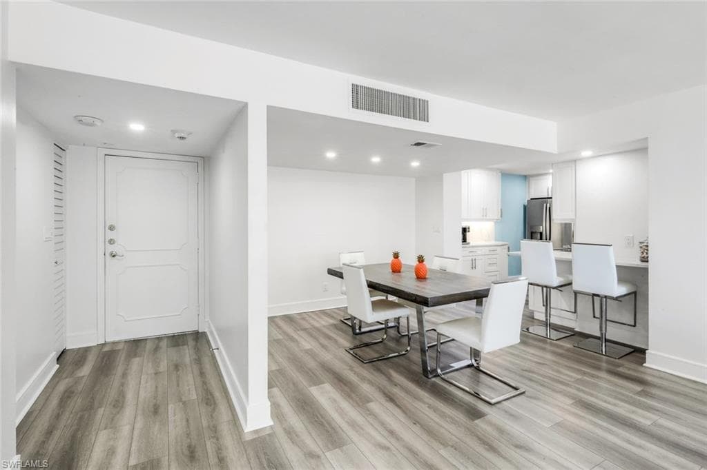 4005 Gulf Shore BLVD N 404-4