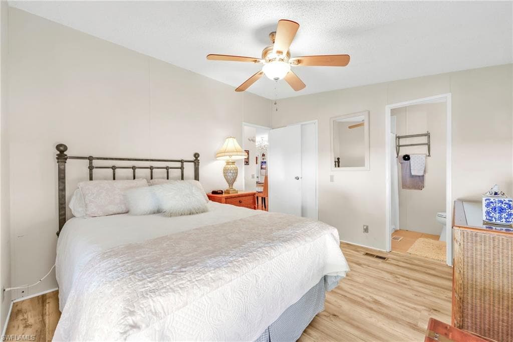 41 Oceans BLVD # 41, NAPLES FL 34104-14