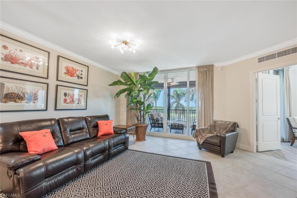 23850 Via Italia CIR # 204, ESTERO FL 34134-8