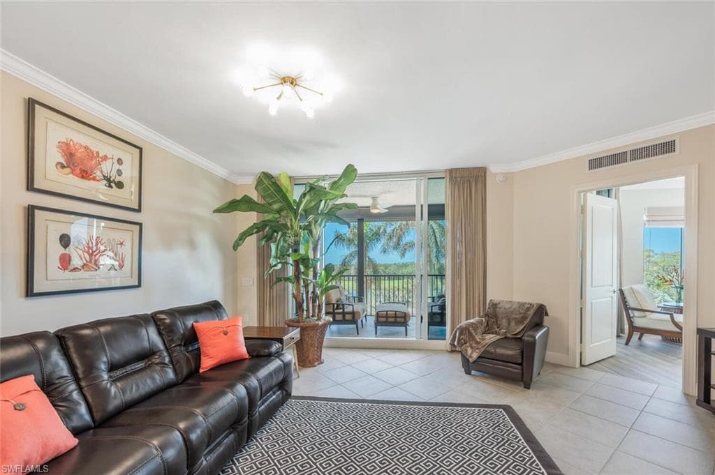 23850 Via Italia CIR # 204, ESTERO FL 34134-9