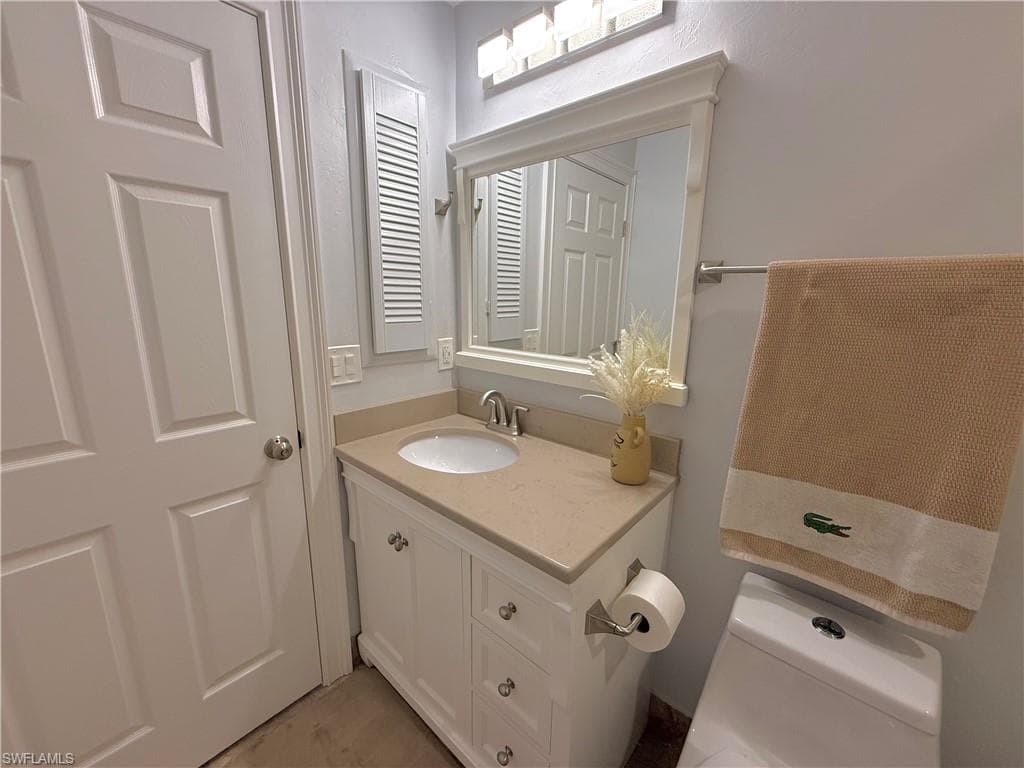 27950 Village DR, BONITA SPRINGS FL 34135-15