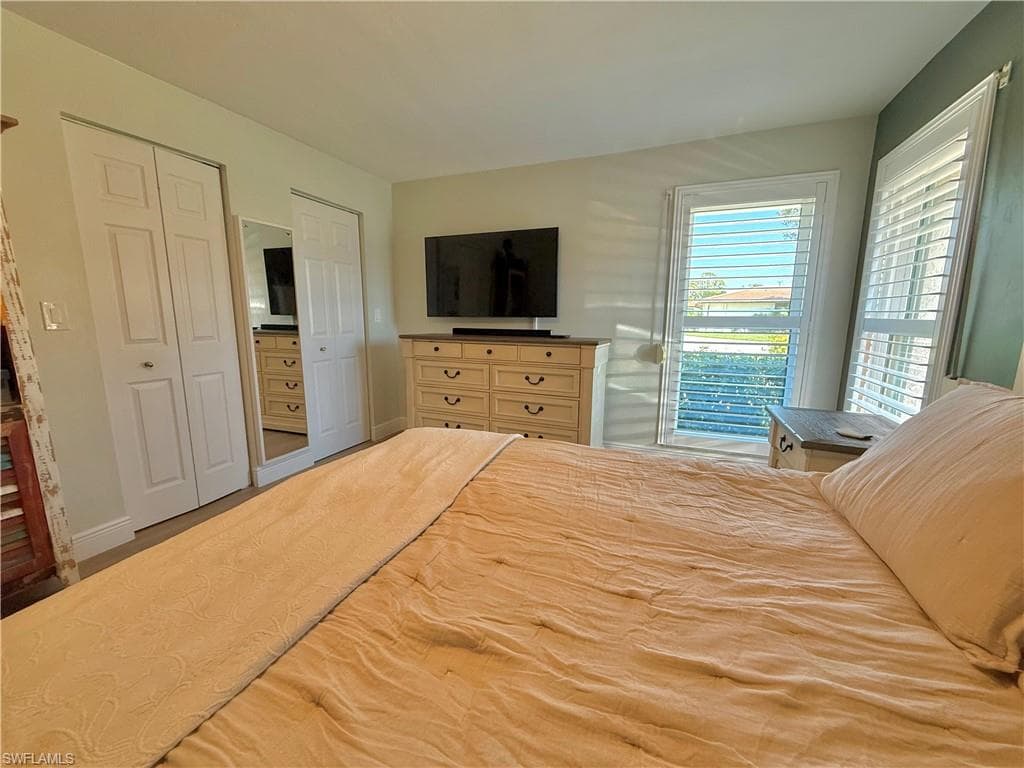 27950 Village DR, BONITA SPRINGS FL 34135-9