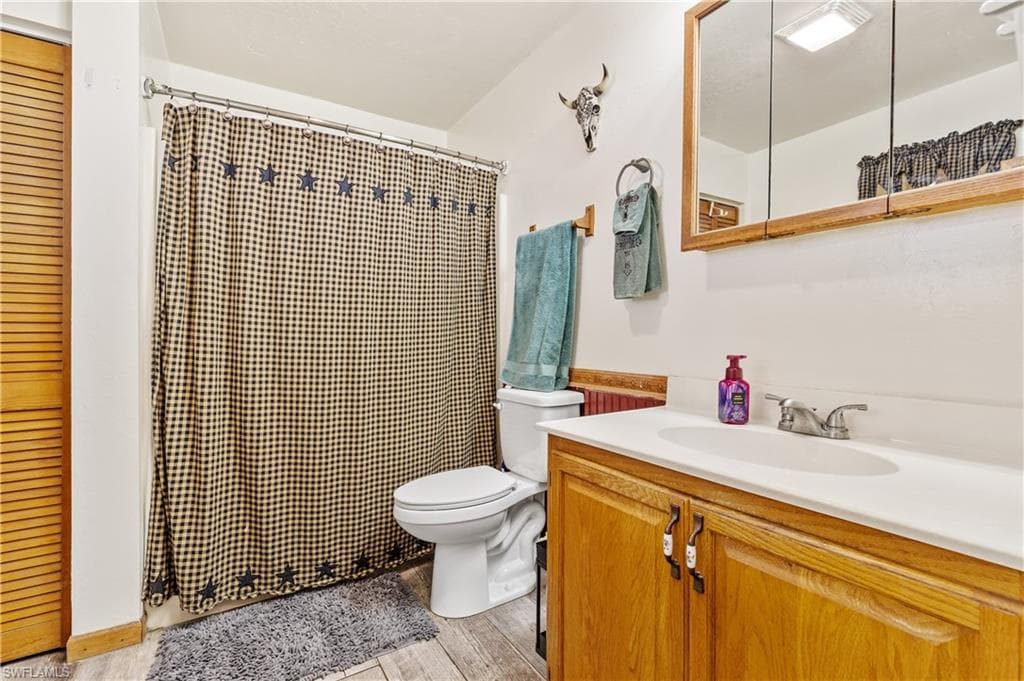 3666 Fort Simmons AVE, FORT DENAUD FL 33935-21