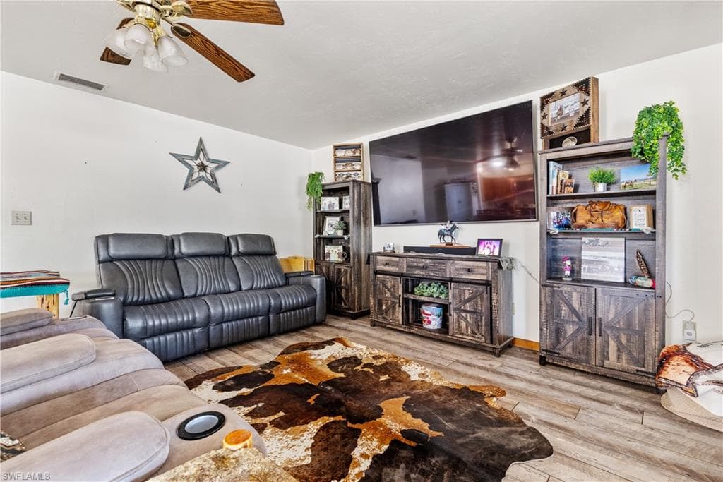 3666 Fort Simmons AVE, FORT DENAUD FL 33935-14