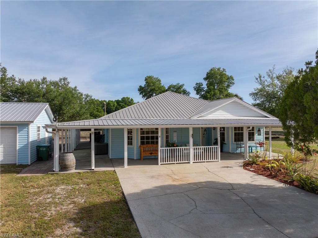 3666 Fort Simmons AVE, FORT DENAUD FL 33935-7