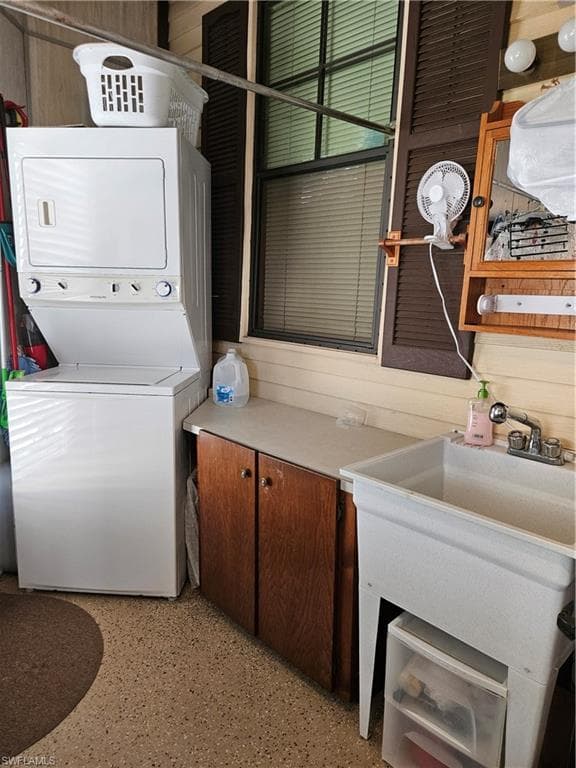 21 Shifting Sand AVE, BONITA SPRINGS FL 34135-7