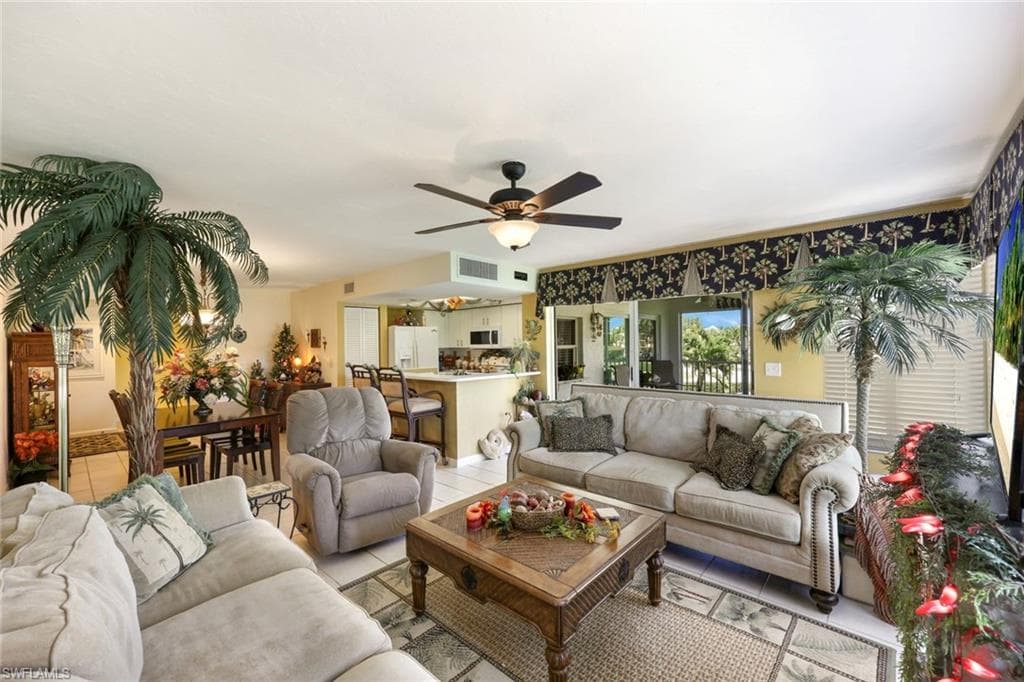 1141 Collier BLVD 107-6