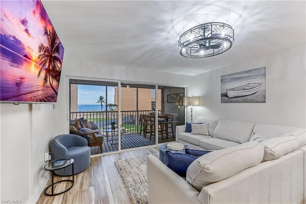 25850 Hickory BLVD # 101, BONITA SPRINGS FL 34134-5