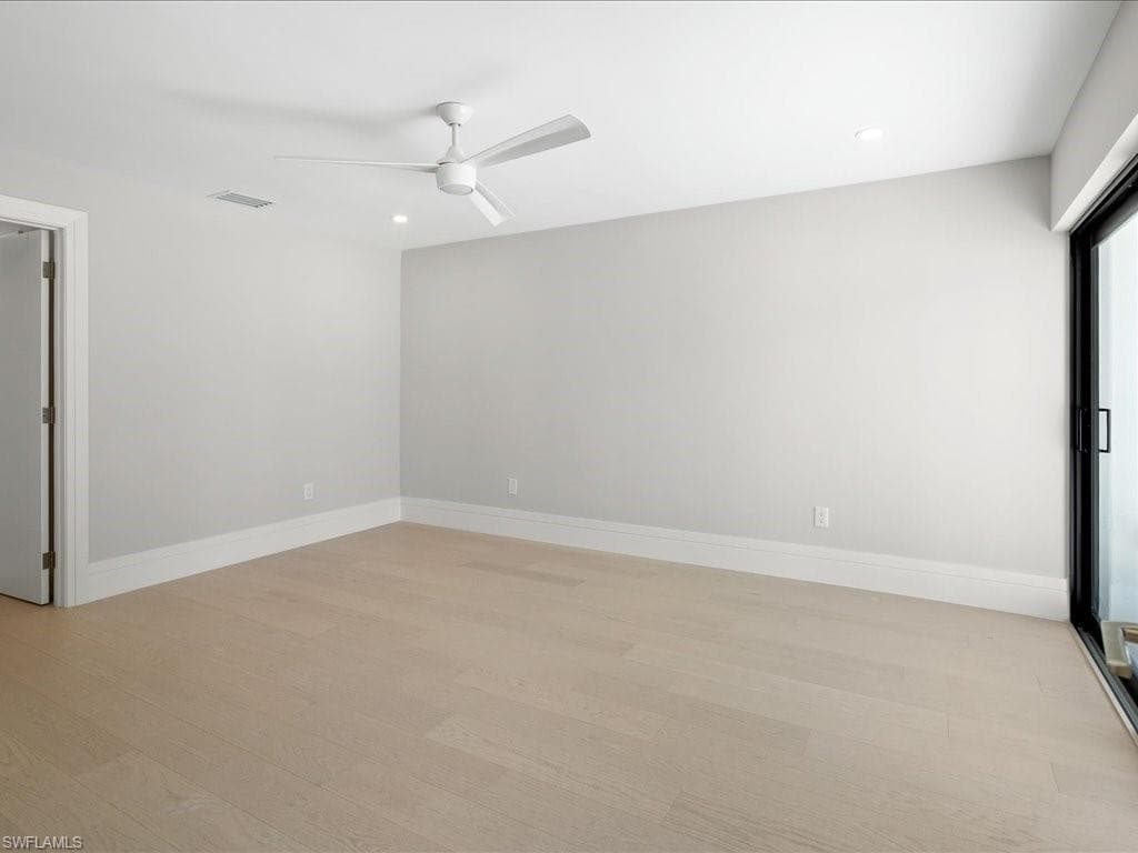 518 Cypress WAY E, NAPLES FL 34110-31