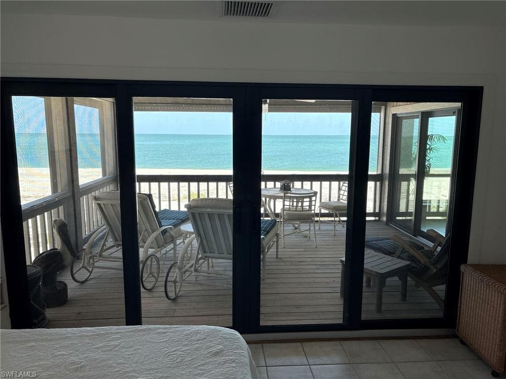 484 Gulf Bend DR, CAPTIVA FL 33924-8