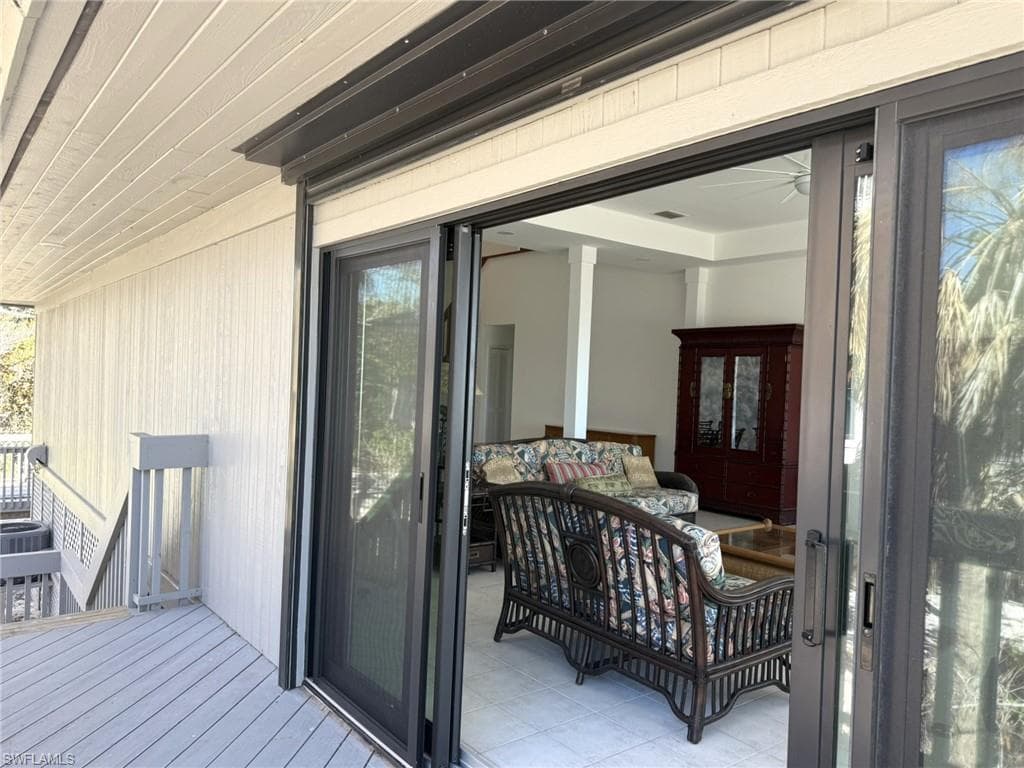 484 Gulf Bend DR, CAPTIVA FL 33924-23