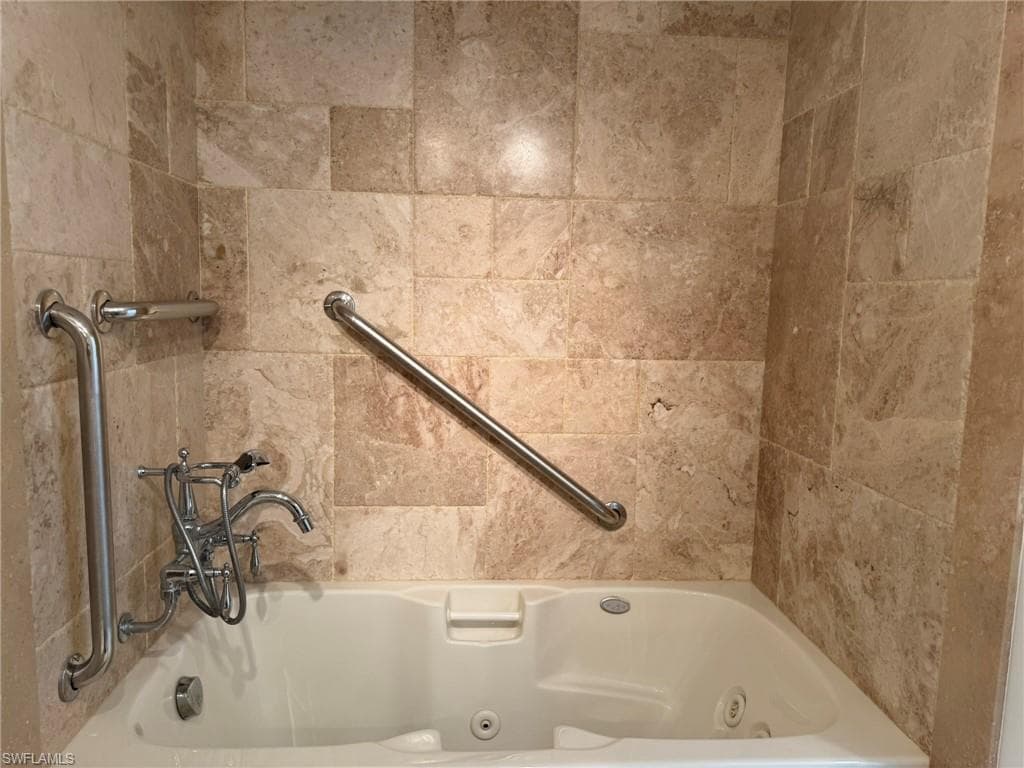 484 Gulf Bend DR, CAPTIVA FL 33924-36