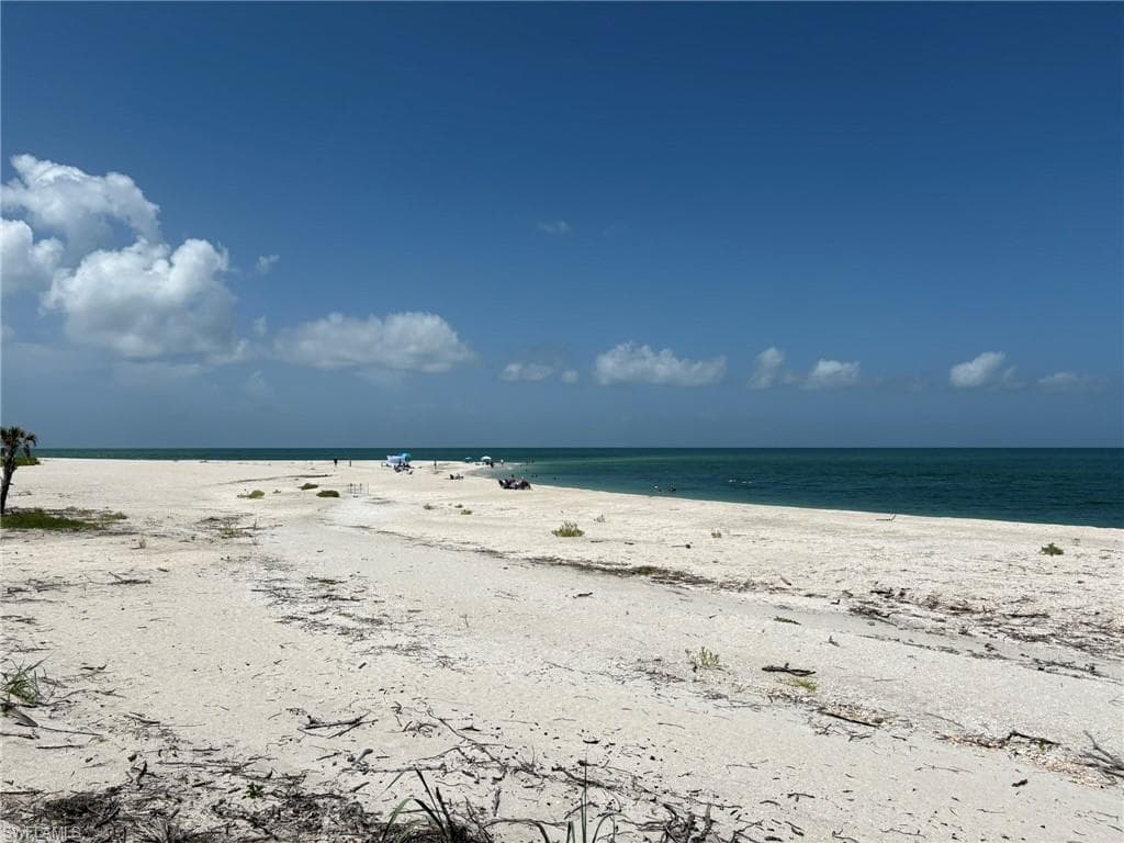 484 Gulf Bend DR, CAPTIVA FL 33924-3