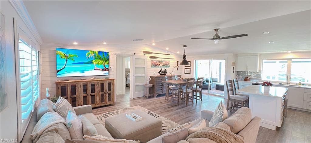 11 Palmview BLVD, FORT MYERS BEACH FL 33931-27