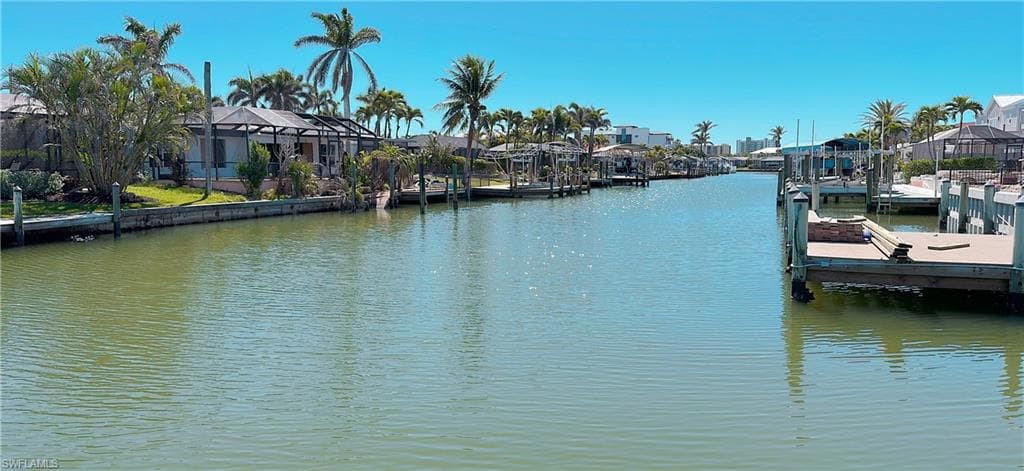 11 Palmview BLVD, FORT MYERS BEACH FL 33931-4