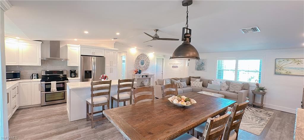 11 Palmview BLVD, FORT MYERS BEACH FL 33931-20